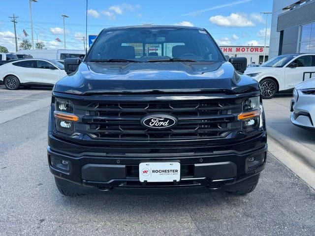 2025 Ford F-150 XLT w/Twin Panel Moonroof + Tailgate Step