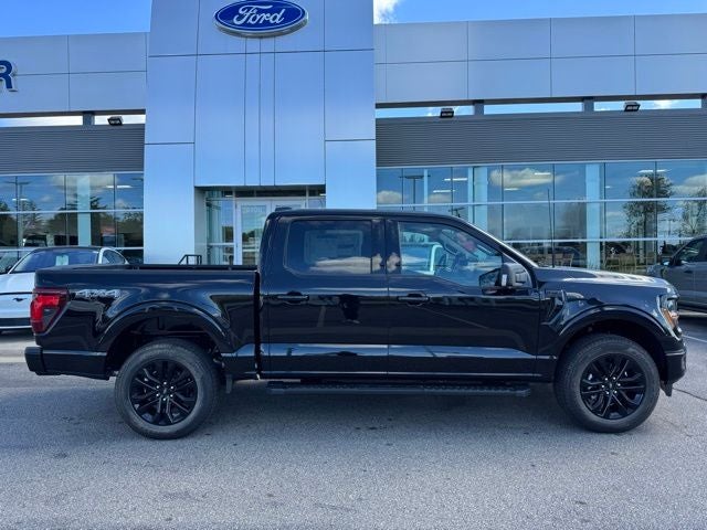 2025 Ford F-150 XLT w/Twin Panel Moonroof + Tailgate Step