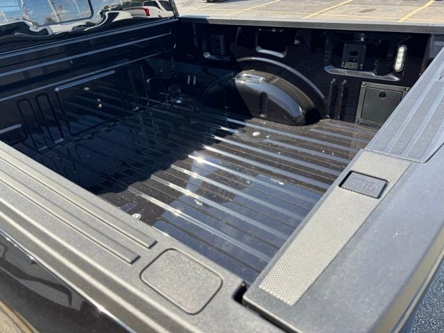 2025 Ford F-150 XLT w/Twin Panel Moonroof + Tailgate Step