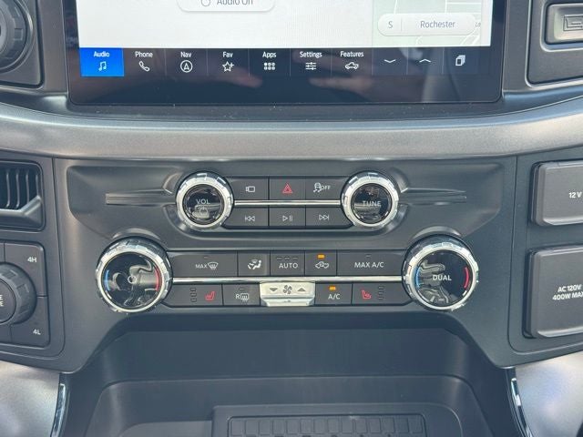 2025 Ford F-150 XLT w/Twin Panel Moonroof + Tailgate Step