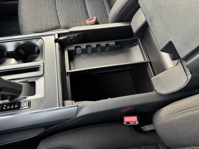 2025 Ford F-150 XLT w/ Black Appearance + Package