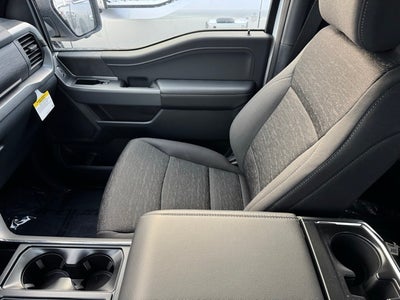 2025 Ford F-150 XLT w/ Black Appearance + Package