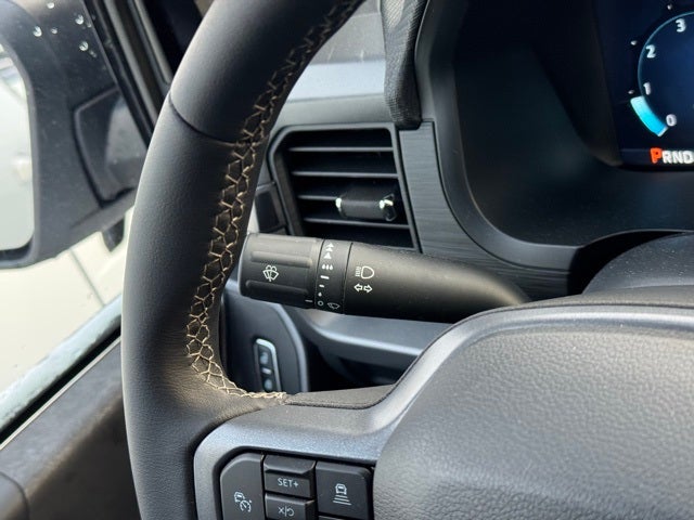 2025 Ford F-150 XLT w/ Black Appearance + Package