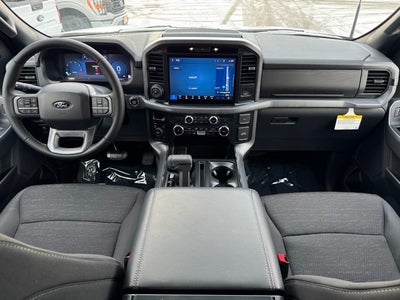 2025 Ford F-150 XLT w/ Black Appearance + Package