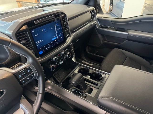 2025 Ford F-150 XLT w/ $2598 In Accessories Added