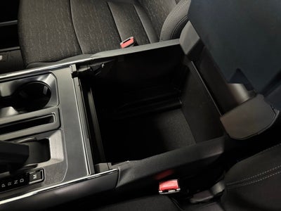 2025 Ford F-150 XLT w/ $2598 In Accessories Added