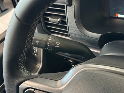 2025 Ford F-150 XLT w/ $2598 In Accessories Added