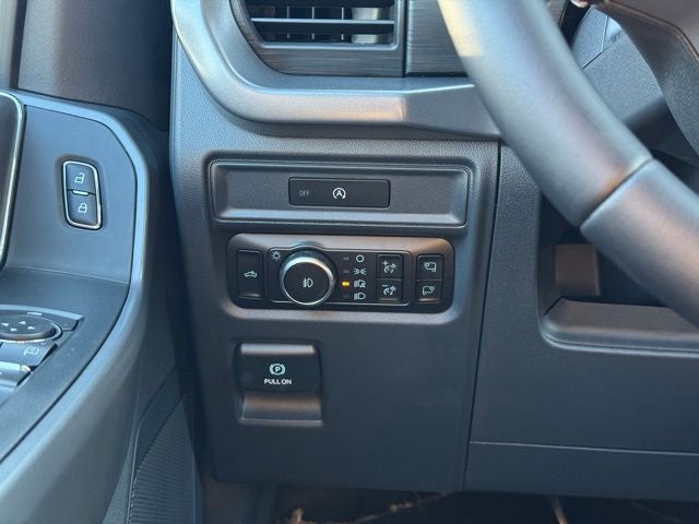 2025 Ford F-150 XLT w/1 Year Blue Cruise