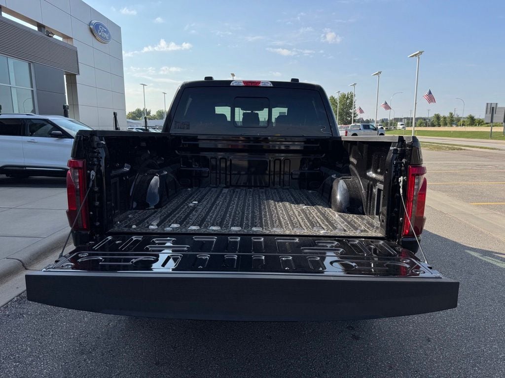 2026 Ford F-150 XLT w/20" Wheels + Dual Exhaust