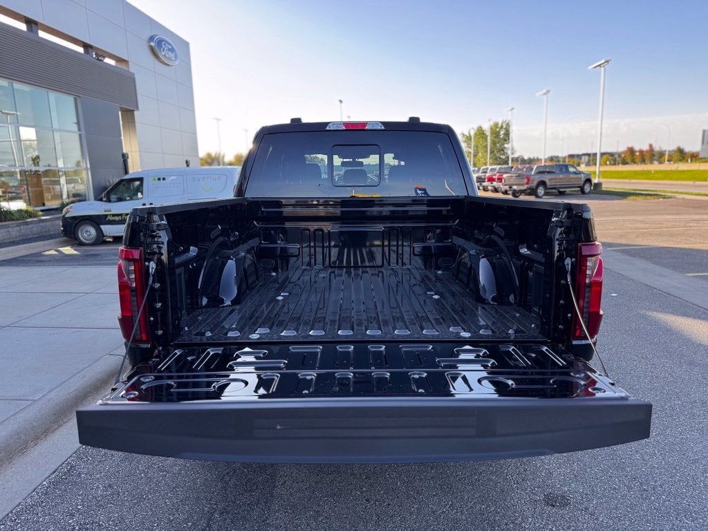 2026 Ford F-150 XLT w/ Black Appearance Plus