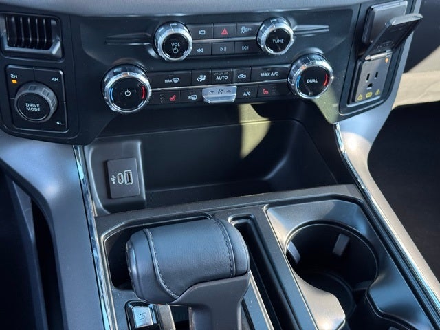 2025 Ford F-150 XLT w/Blue Cruise + Dual Exhaust