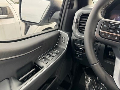 2025 Ford F-150 XLT w/ Black Appearance Package