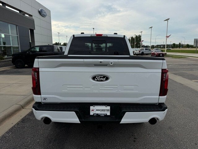 2025 Ford F-150 XLT w/ Black Appearance Package