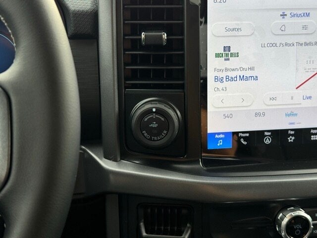 2025 Ford F-150 XLT w/ Black Appearance Package