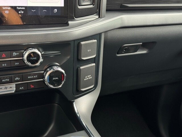 2025 Ford F-150 XLT w/ Black Appearance Package