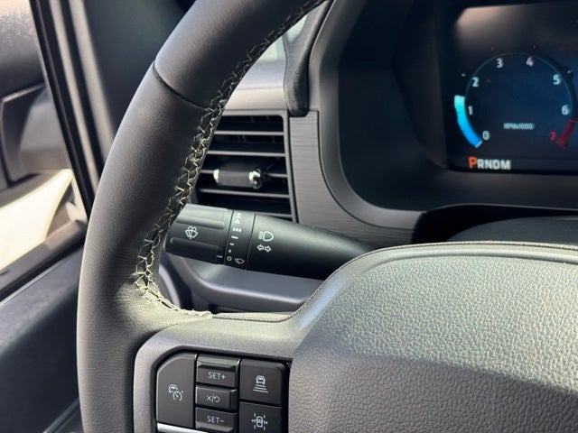 2025 Ford F-150 XLT w/ Blk Appearance Pkg