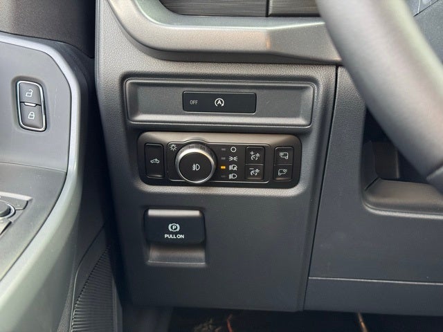 2025 Ford F-150 XLT w/ Blk Appearance Pkg