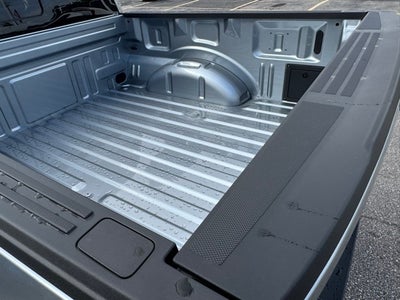 2025 Ford F-150 XLT w/ Blk Appearance Pkg