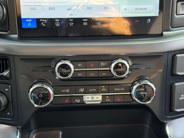 2025 Ford F-150 XLT w/ Blk Appearance Pkg