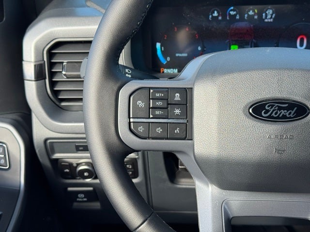 2025 Ford F-150 XLT w/ Black Appearance Package