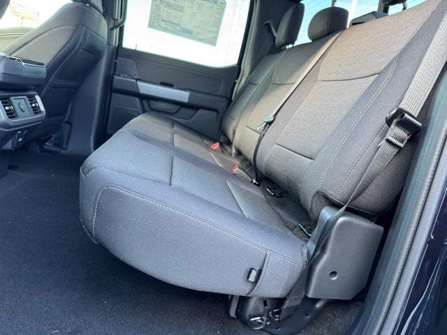 2025 Ford F-150 XLT w/ Black Appearance Package