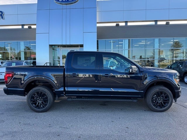 2025 Ford F-150 XLT w/ Black Appearance Package