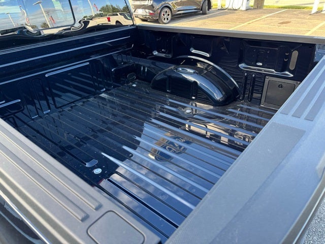 2025 Ford F-150 XLT w/ Black Appearance Package