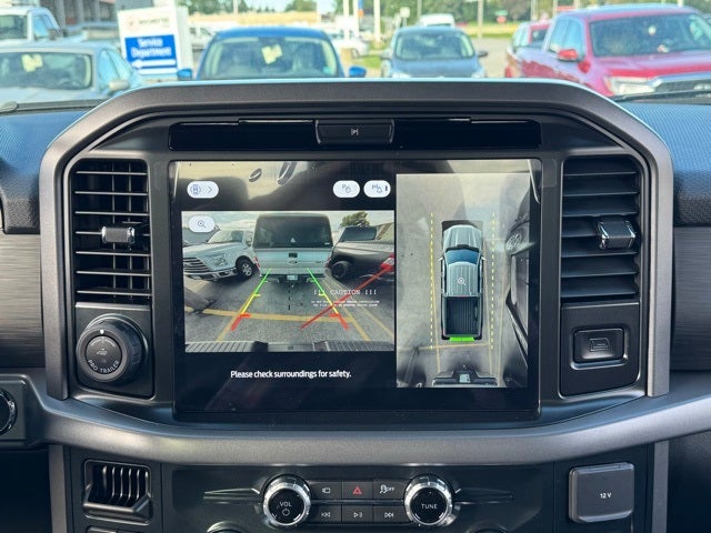 2025 Ford F-150 XLT w/ Black Appearance Package