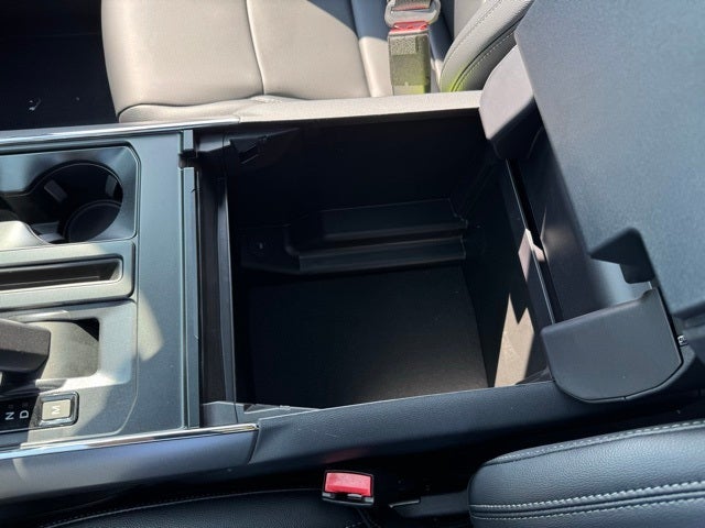 2025 Ford F-150 XLT w/Twin Panel Moonroof + Tailgate Step