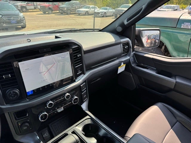 2025 Ford F-150 XLT w/Twin Panel Moonroof + Tailgate Step