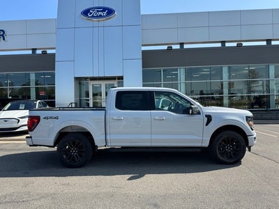 2025 Ford F-150 XLT w/Twin Panel Moonroof + Tailgate Step