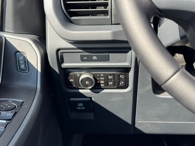 2025 Ford F-150 XLT w/ Black Appearance Package