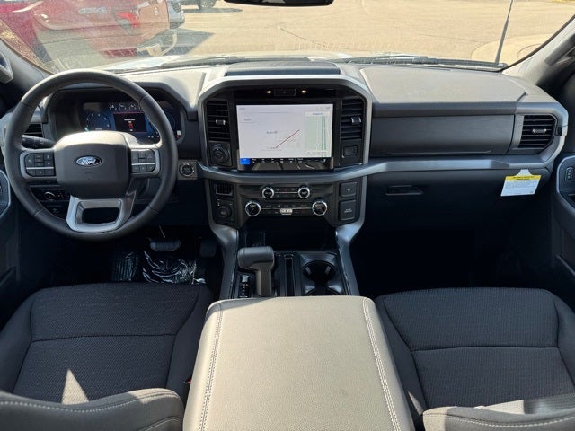 2025 Ford F-150 XLT w/ Black Appearance Package