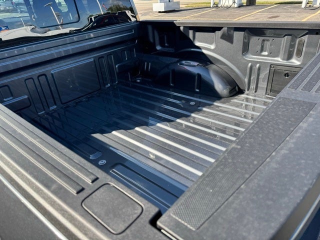 2025 Ford F-150 XLT w/ Black Appearance Package