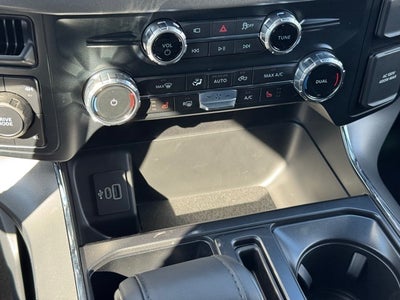 2025 Ford F-150 XLT w/ Black Appearance Package