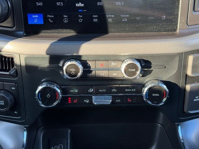 2025 Ford F-150 XLT w/Dual Exhaust + Blue Cruise