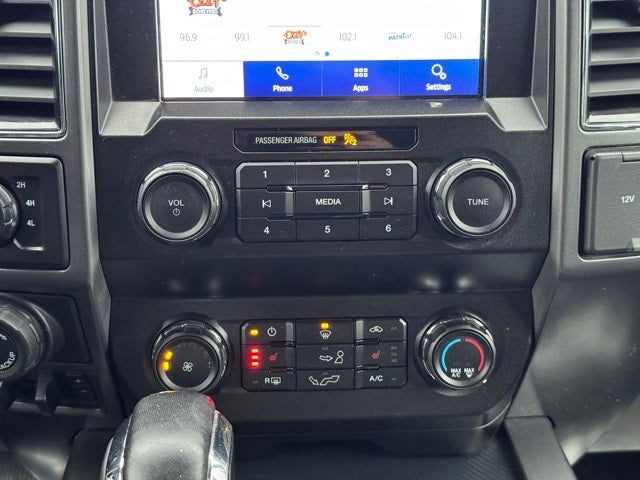 2020 Ford F-150 XLT w/ Max Tow Package + 157" Wheelbase / 6.5' Box