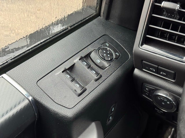 2020 Ford F-150 XLT w/ Max Tow Package + 157" Wheelbase / 6.5' Box