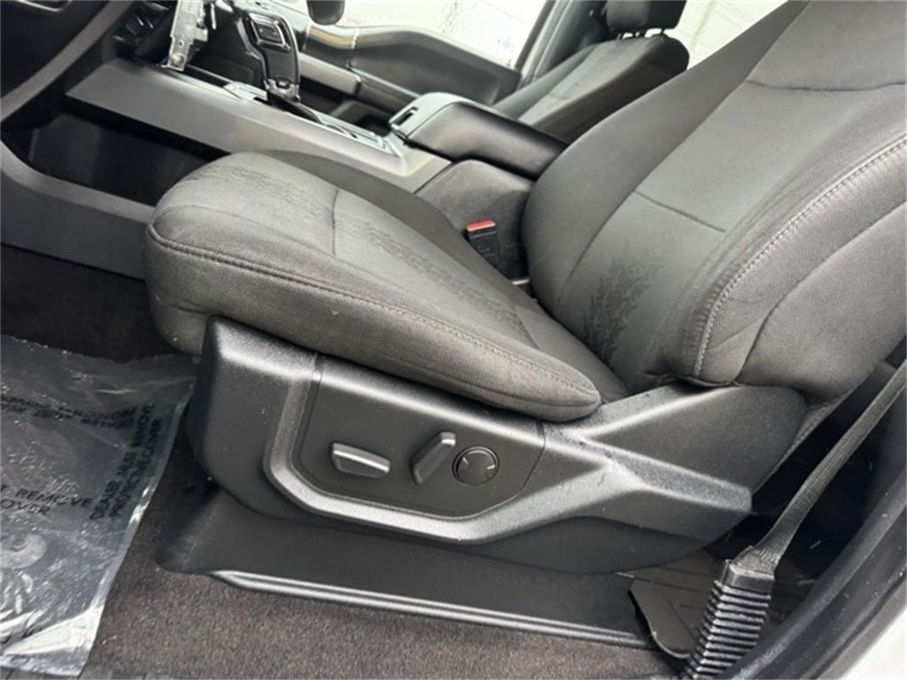 2020 Ford F-150 XLT w/ Max Tow Package + 157" Wheelbase / 6.5' Box