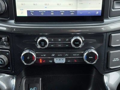 2022 Ford F-150 XLT w/ Power Slide Rear Window + Trailer Tow Package