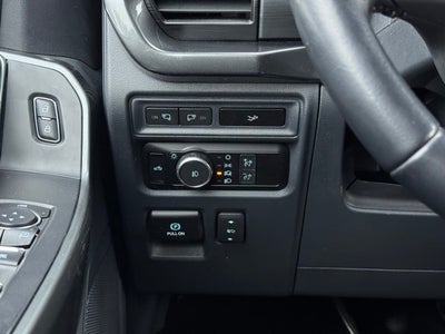 2022 Ford F-150 XLT w/ Power Slide Rear Window + Trailer Tow Package