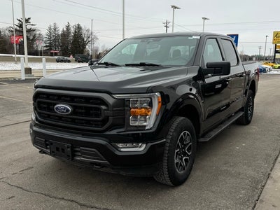 2022 Ford F-150 XLT w/ Power Slide Rear Window + Trailer Tow Package