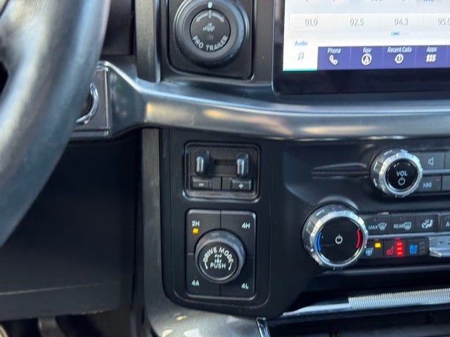 2023 Ford F-150 Lariat w/ Heated Steering Wheel + Max Tow / 157" Wheelbas