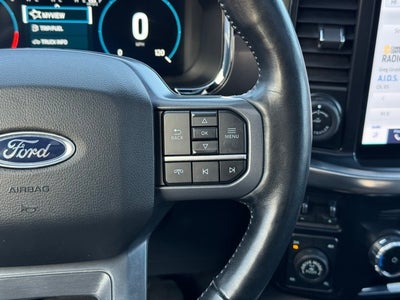 2023 Ford F-150 Lariat w/ Heated Steering Wheel + Max Tow / 157" Wheelbas