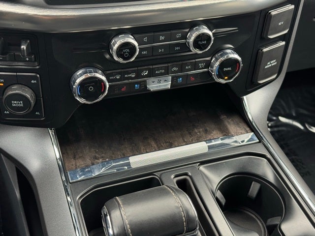 2023 Ford F-150 Lariat w/ Trailer Tow Package