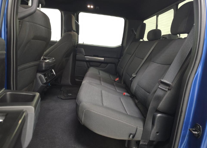 2023 Ford F-150 XLT w/Tailgate Step