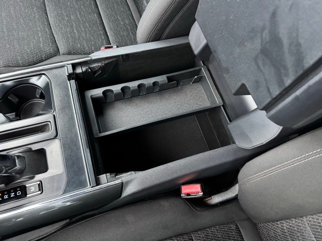 2023 Ford F-150 XLT w/ Twin Panel Moonroof + Max Tow / 157" Wheelbase