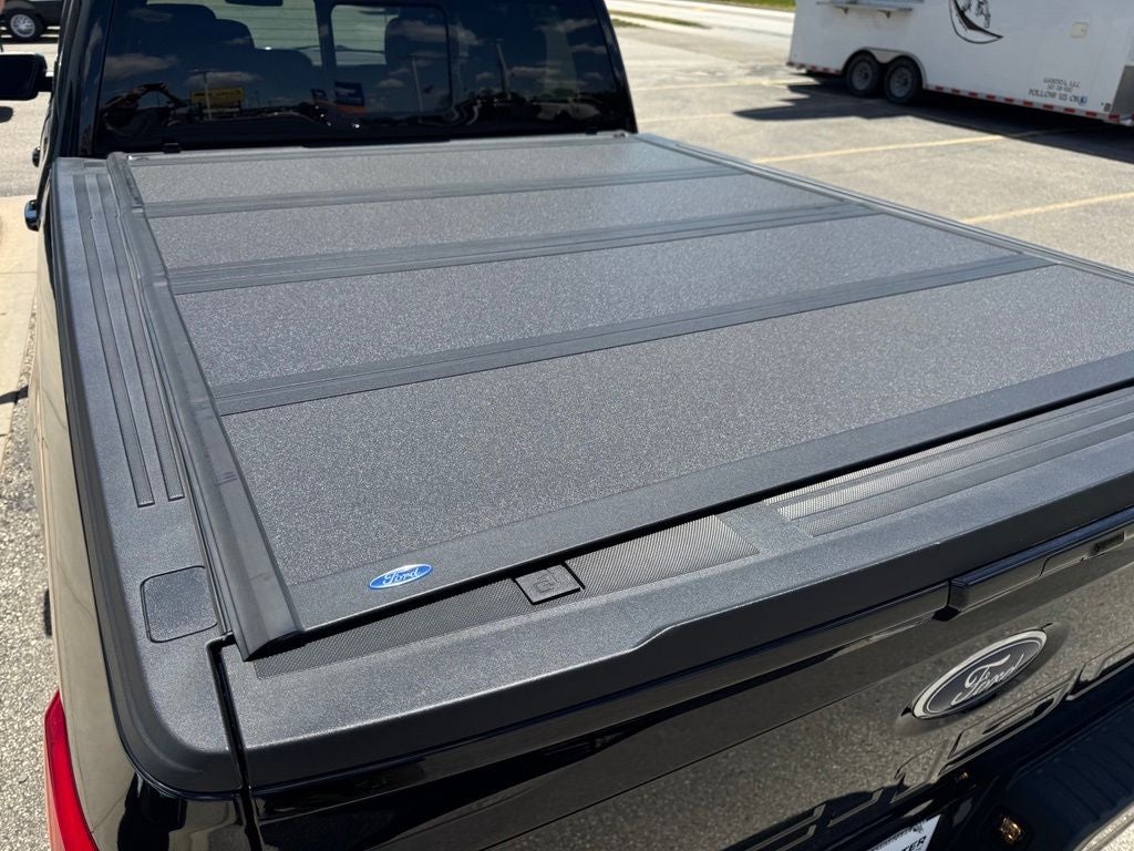 2023 Ford F-150 Lariat w/ 6.5' Box