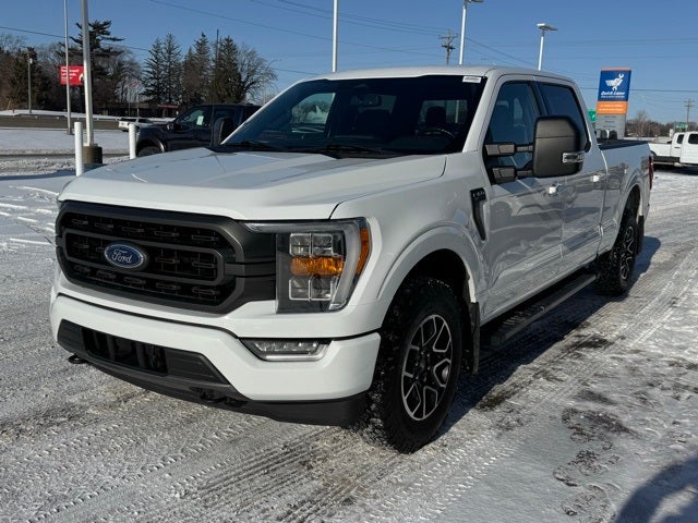 2022 Ford F-150 XLT w/ Intelligent Access + Trailer Tow Package