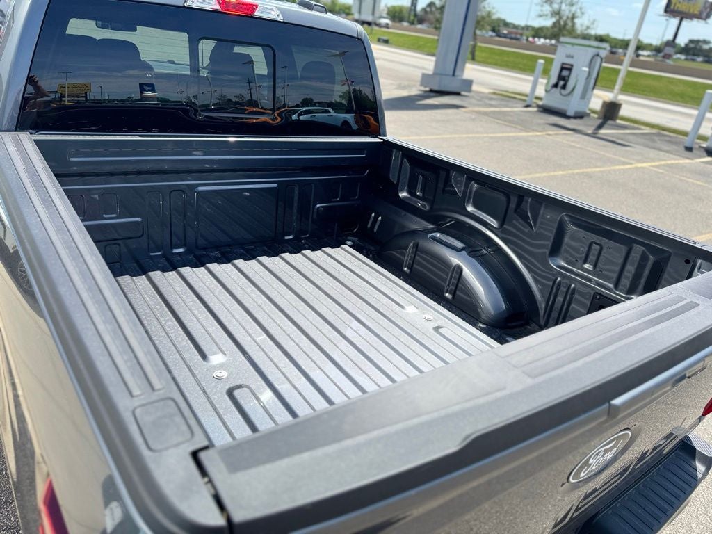 2026 Ford F-150 XLT w/FX4 Pkg + 20" Wheels